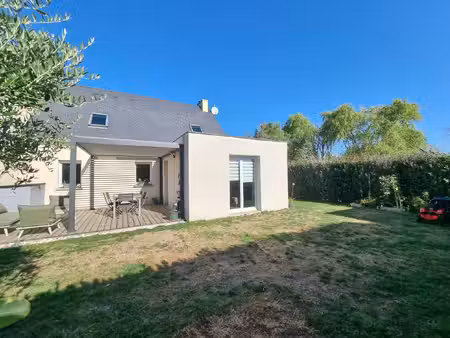 maison à vendre à bourgbarré  4 chambres  parfait état