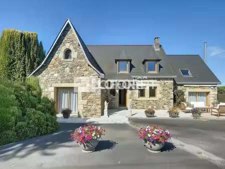 maison lassy - 2 grands séjours - 5 chambres - 200 m2