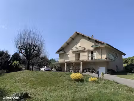 maison 5 pièces 211 m²