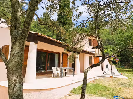 maison à vendre 6 pièces auriol (13) au calme absolu / 22905m² en zone naturelle (ns)