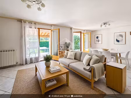maison de plain-pied avec appartement indépendant à mollégès