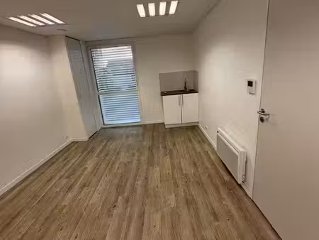 local professionnel / médical / paramédical 19 m² - pôle de santé dynamique