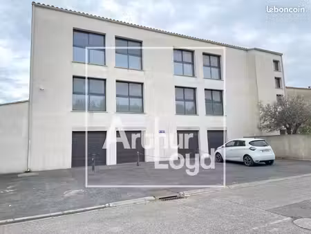 bureaux 800 m²