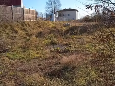 terrain de 1 300 m² – balbigny (42510) – beau potentiel