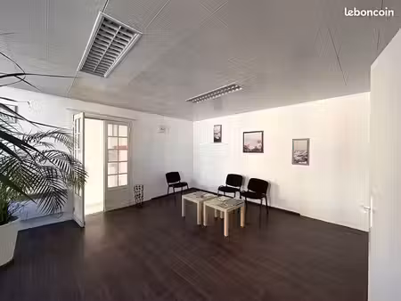 local commercial 57 m² tartas