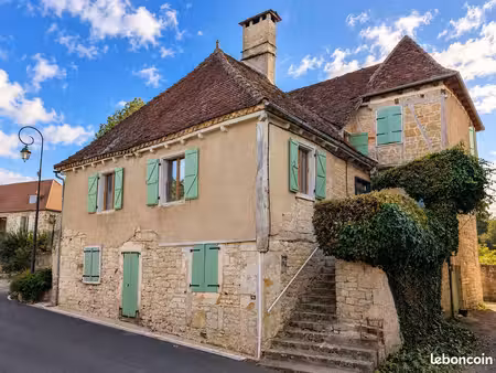 maison 9 pièces 180 m²