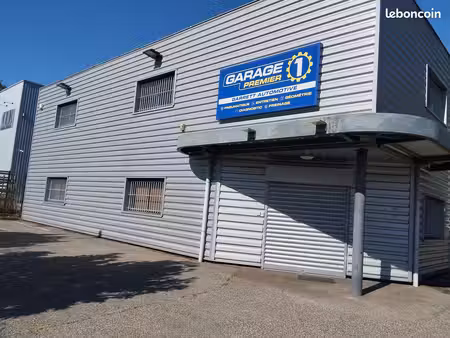 local d'activité 580m2