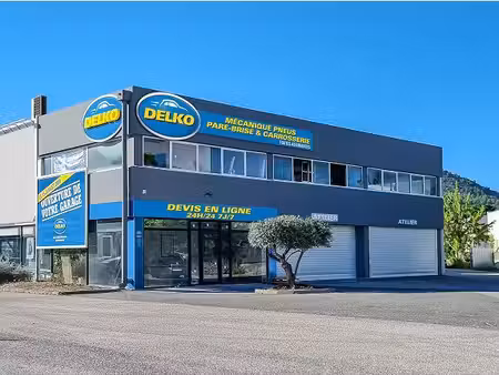 garage automobile  garage 350 m² bias