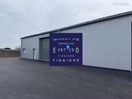 local 275 m² castelculier