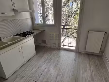 appartement 6 pièces 70 m²