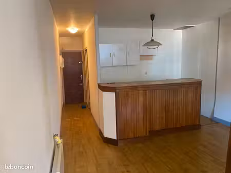 immeuble locatif de 4 appartements ( tous loués)