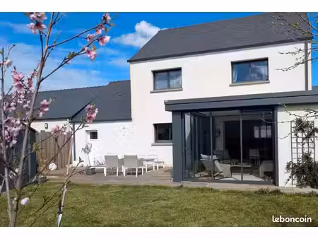 maison familiale avec jardin