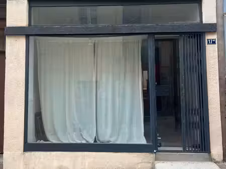 local commercial 50 m² laval