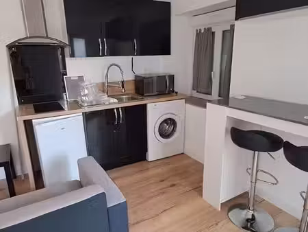 appartement meublé 32 m² avec terrasse et garage