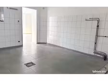 recherche local 35m²