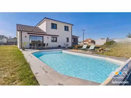 maison 5 pièces 138 m²