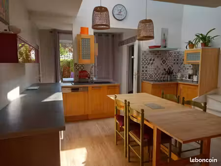grande maison familiale proche toutes commodités/reze