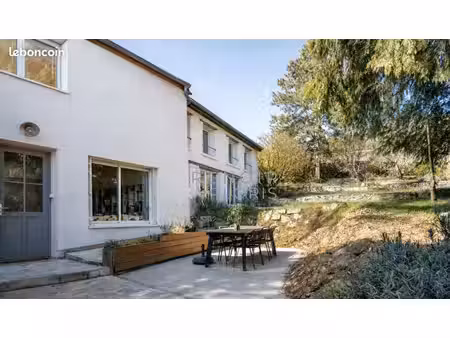grande maison de caractère