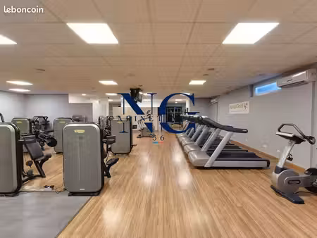 salle de sport 1084 m² pontivy