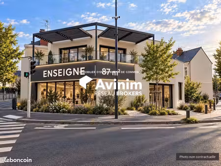 local 87 m² angers
