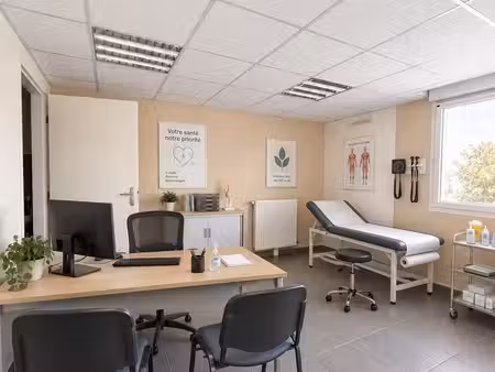 location local professionnel de 32m²