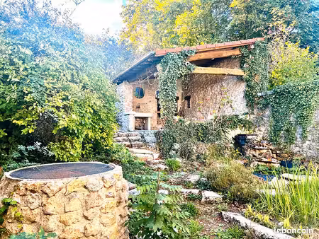 maison 7 pièces 208 m²