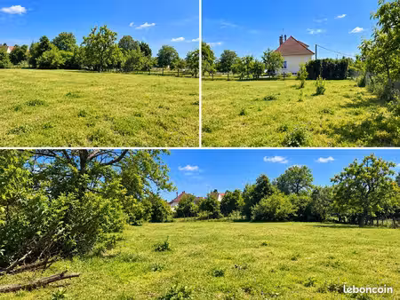 terrain 2.200m2 saint léger des vignes
