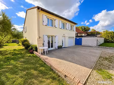 pavillon 6 pièces 156 m²