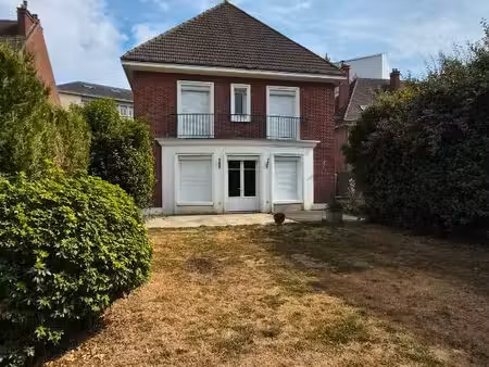 maison 6 pièces 146 m²