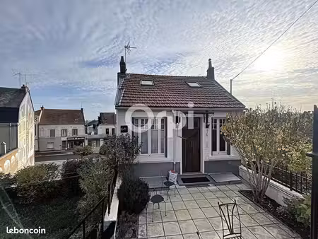 maison 2 pièces 56 m²