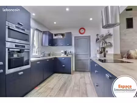 maison 5 pièces 97 m²