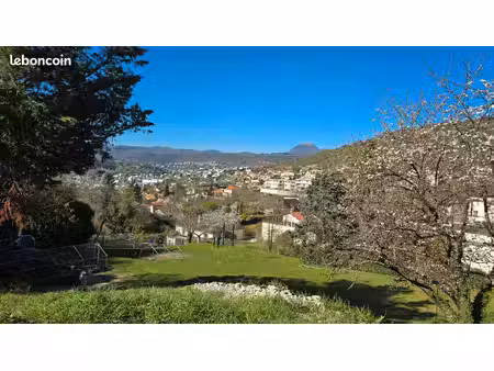 terrain à bâtir 652 m² – clermont-ferrand – vue puy de dôme