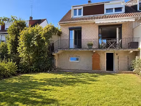 maison 4 pièces 82 m²