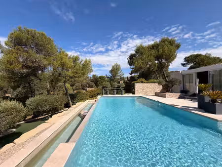 nimes eau bouillie/planette villa d'exception de 220 m2 avec