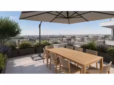 4 pieces lumineux en etage avec terrasse