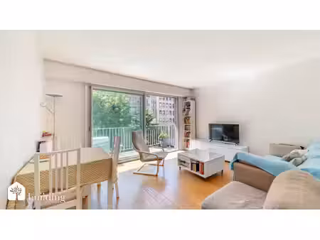 mairie - levallois-perret - appartement 3 pièces 60 07 m² avec balcon de 3 m²