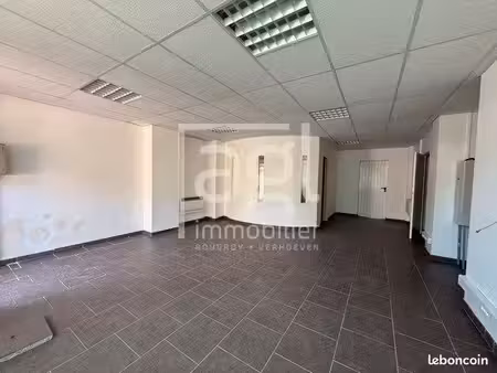 local commercial 55 m² dunkerque
