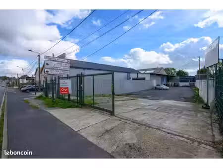 local industriel 507 m²