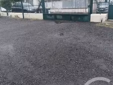 parking à louer - 6 m2 - pezenas - 34 - languedoc-roussillon