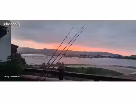 t2 bis traversant vue exceptionnelle baie de txingudi  mer espagne