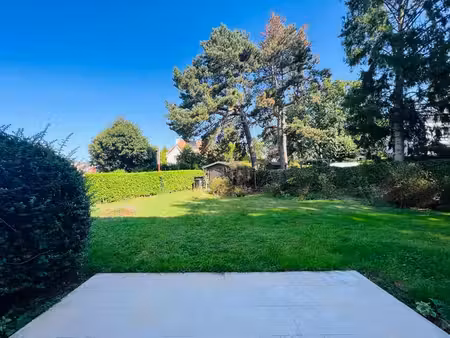 proche place dumon et métro stockel - terrasse et jardin !