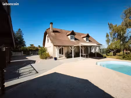 vends grande maison 15 kms de pau