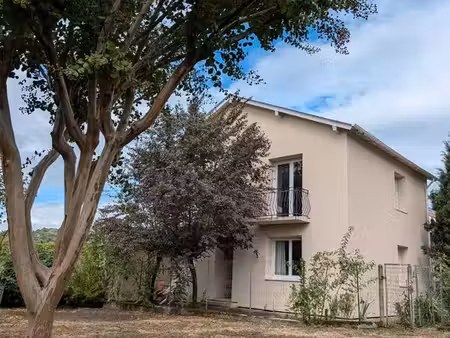 maison de village • 5 pièces • 150m²