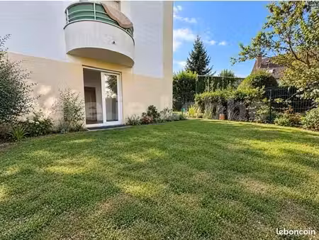 appartement 1 pièce 40 m²