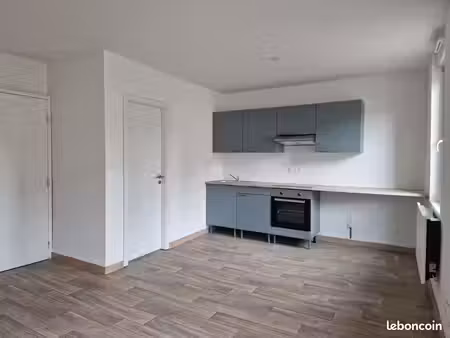 t2 duplex chambre mansardée