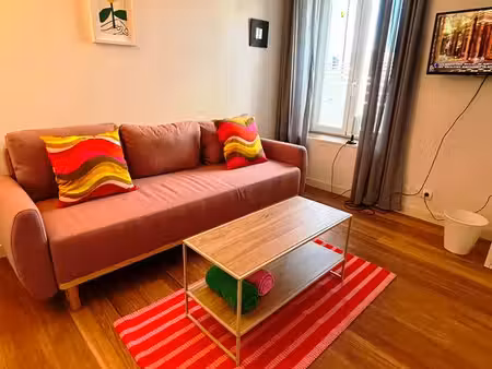location meublée (studio 27 m²) centre pleyben — ideal étudiant / mission pro (septembre à