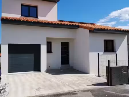 villa 4 pièces 90 m²