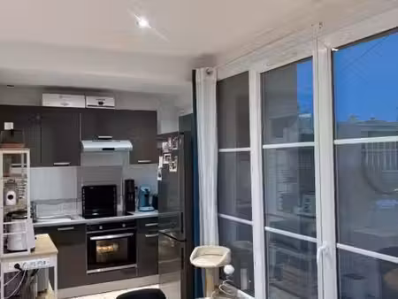 à louer – f2 de 40 m² – centre-ville de lisieux