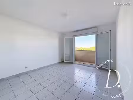 studio 1 pièce 21 m²