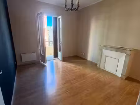 t2 43 m² centre-ville de bastia